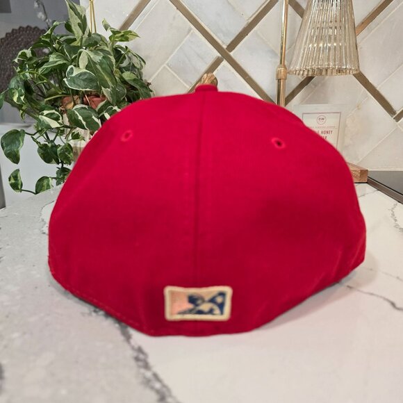 New Era Clearwater Threshers 59FIFTY Red Fitted Hat 7 1/4 With Shark Baseball - Picture 7 of 10